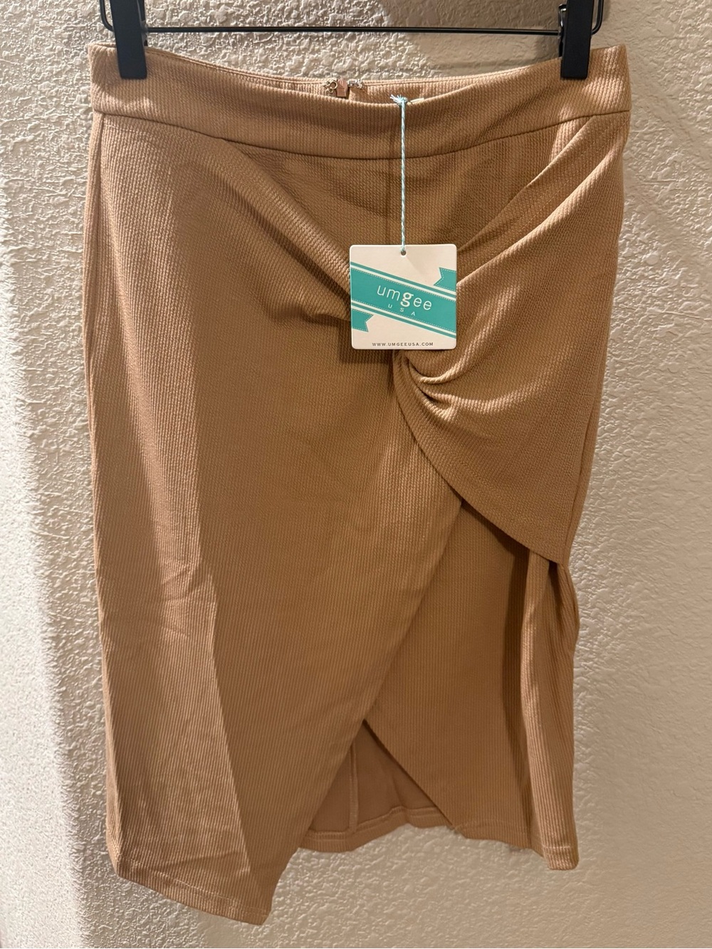 NWT—Umgee Beige Rib Knit Skirt, SM
